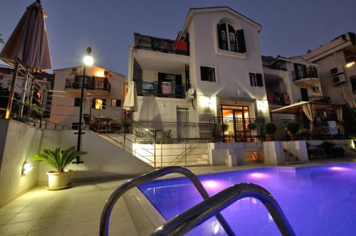 Petrovac na Moru Montenegro Premium-Hotel-Rabattcode booking.com