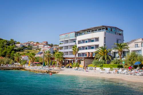 Podstrana Kroatien Premium-Hotel-Rabattcode booking.com
