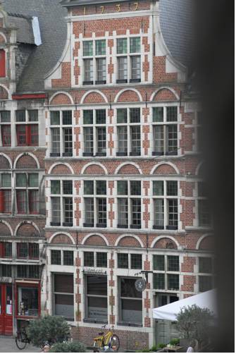 Mann Belgien Premium-Hotel-Rabattcode booking.com