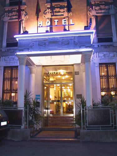 Milán Italia Código de descuento de hotel premium Booking.com