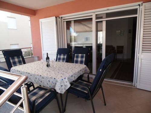Vodice Kroatien Premium-Hotel-Rabattcode booking.com