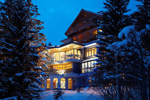Arosa Suiza Código de descuento de hotel premium Booking.com