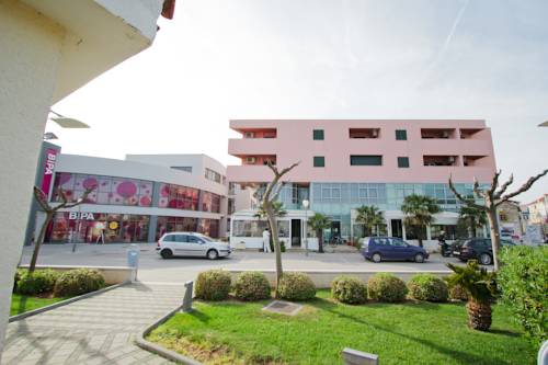 Vodice Kroatien Premium-Hotel-Rabattcode booking.com